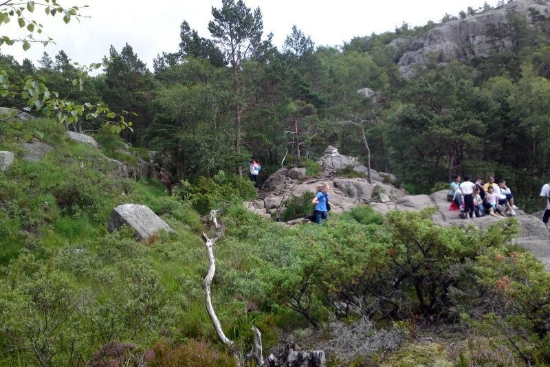 The walk to the Pulpit Rock